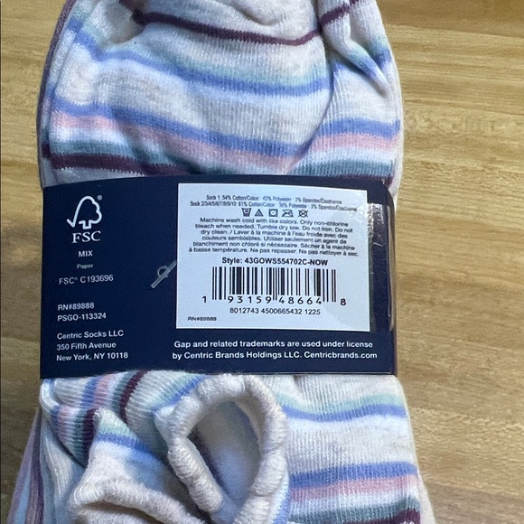 #1169+ GAP Women's Floral and Solid Socks - White, Pink, Purple - Picture 3 of 4